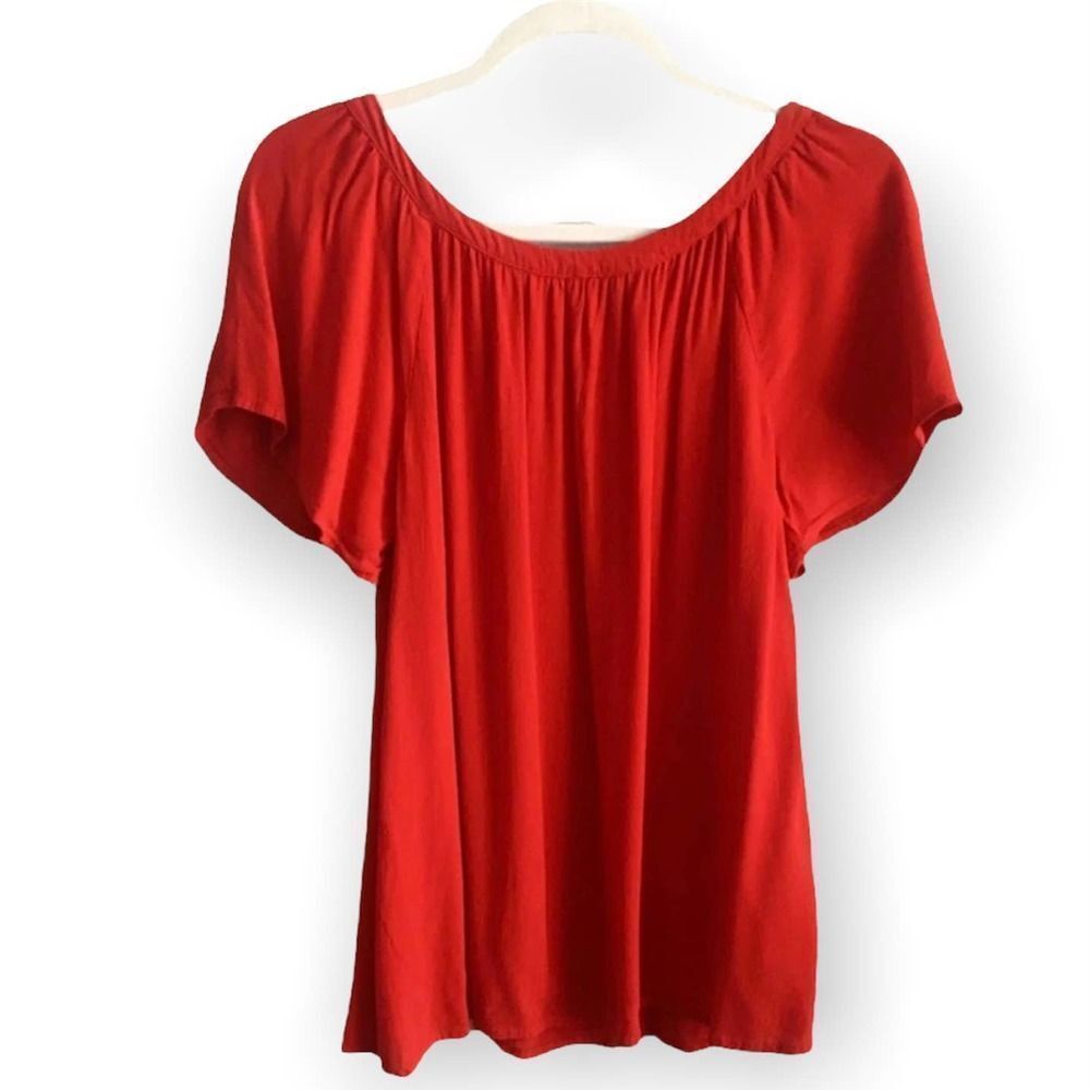 Naked Zebra Open Back Short Sleeve Blouse Red Small Flowy Date Night Spring Top